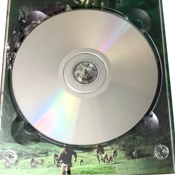 Jurassic Park Adventure Pack The Franchise Collection 3 Disc Set DVD - Picture 9 of 10